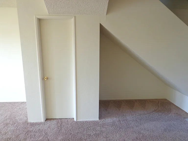University Place Apartments — Photo 14