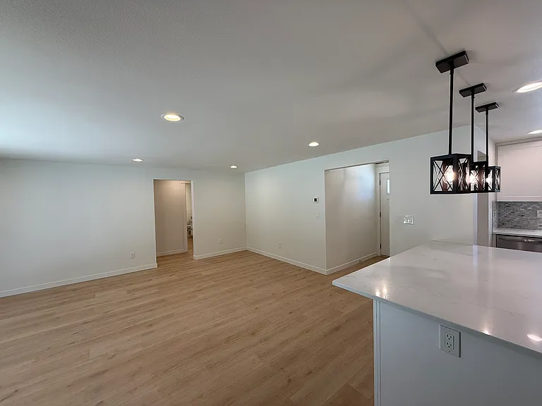721 Iva Ln NE — Photo 19