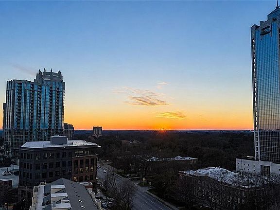 2nd image of 2881 Peachtree Rd NE APT 1105