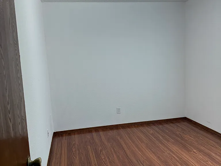 13941 S Hickory Pl — Photo 23