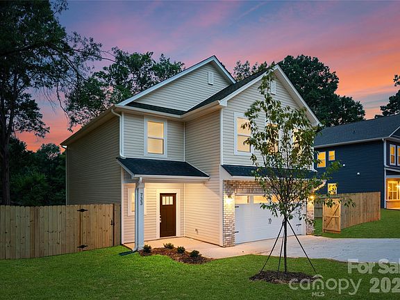 3rd image of 12718 Hamilton Rd