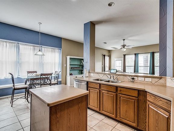 5th image of 2071 Ashbourne Dr
