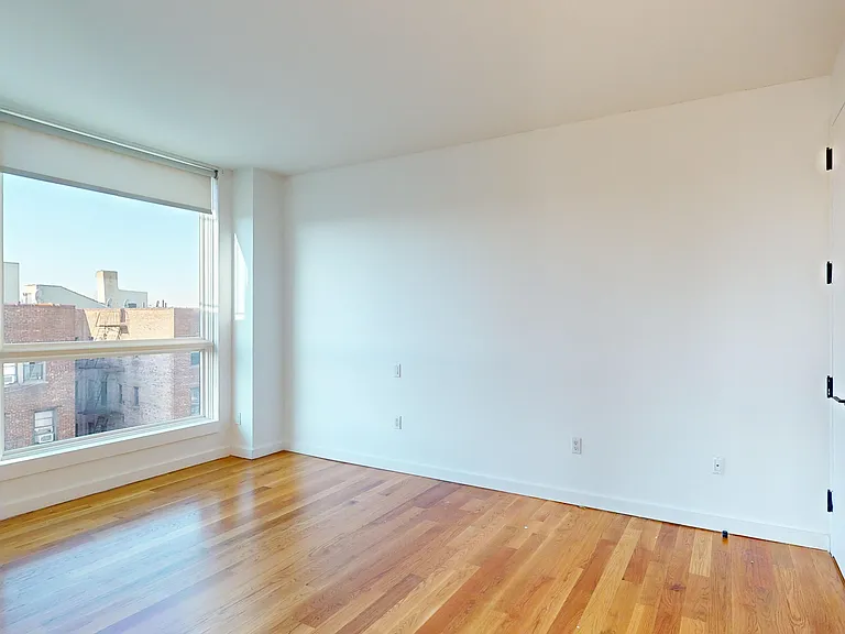 1348 Ocean Ave #6E — Photo 7