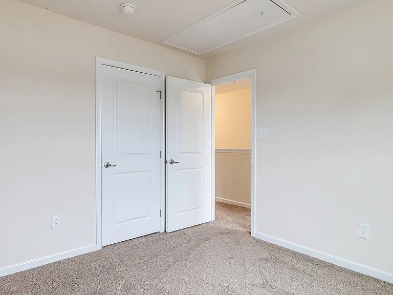 5920 Regal Crest Ter — Photo 25