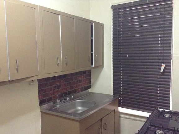 3rd image of 170 Fenimore St APT D6