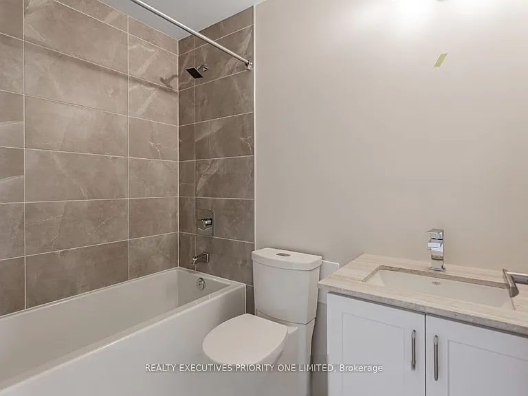 9075 Jane St #809 — Photo 13
