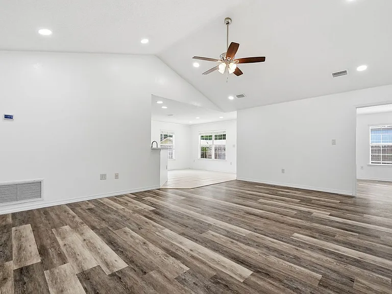 1755 Hopper St — Photo 8