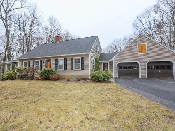 406 4Th Range Road, Pembroke, NH 03275