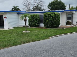 415 52nd Avenue Dr W, Bradenton, FL 34207