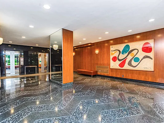 Sold by ERA Insite Realty Services | media 2