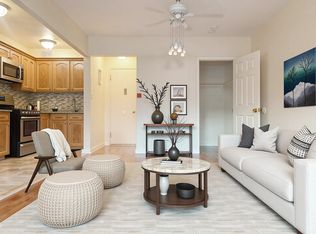 8025 Parsons Blvd APT A26, Jamaica, NY 11432