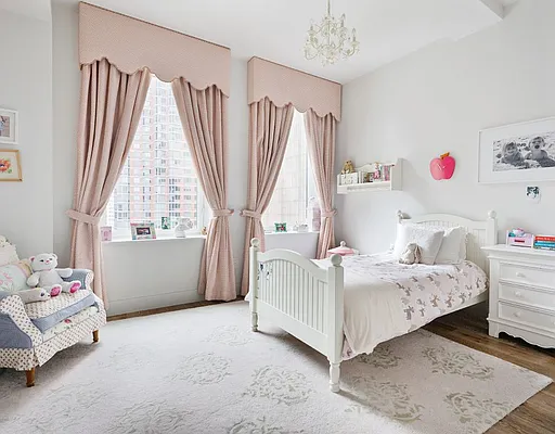 Rented by Compass | media 14