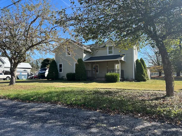 61 N Franklin St, Cattaraugus, NY 14719