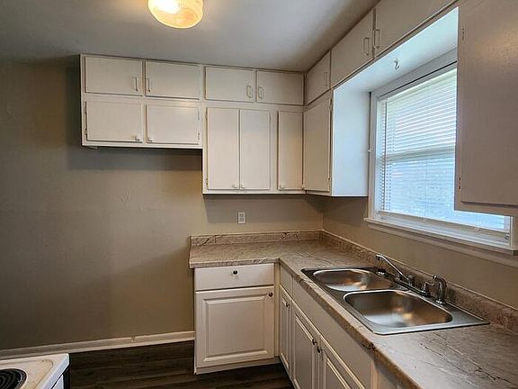 2nd image of 4302 E 17th St