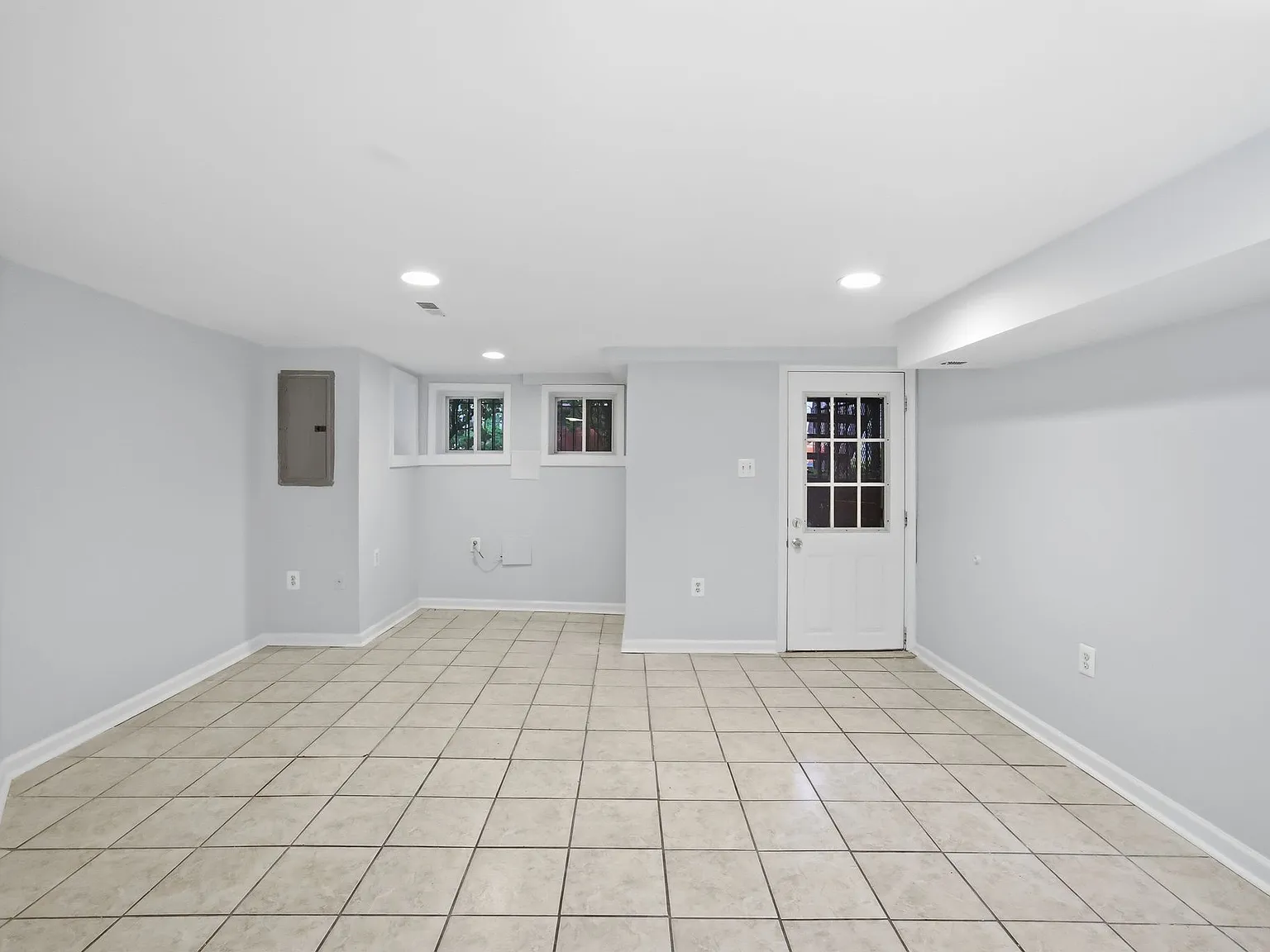 1 bed, 605 sqft, $1,950 — Photo 3