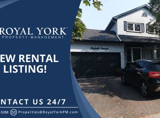 142 Hialeah Cres #1, Whitby, ON L1N7L6