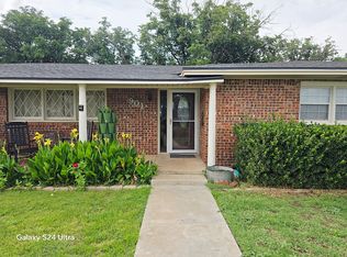 901 E Grant Ave, Morton, TX 79346