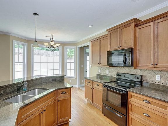 Spacious kitchen perfect for entertaining