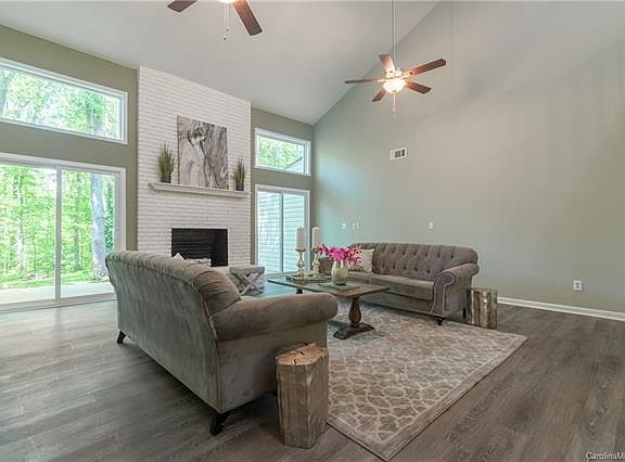 5th image of 710 Stonecrest Dr