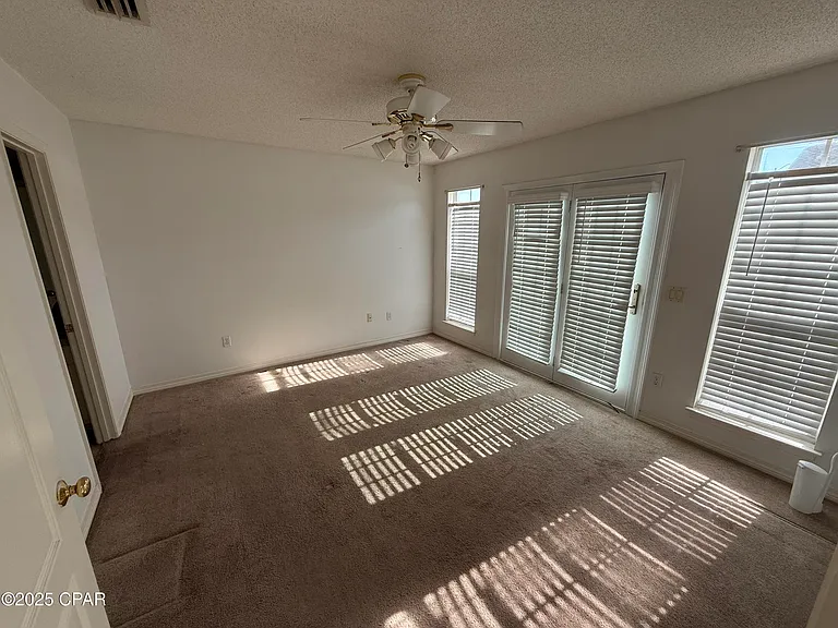 212 Argonaut St — Photo 7