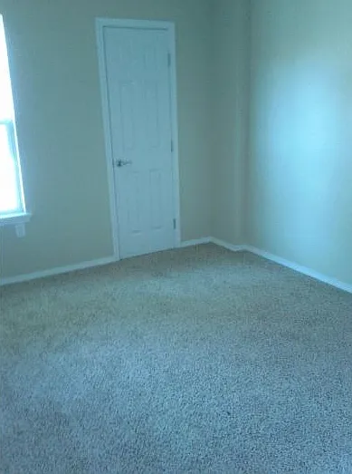 1001 Pile St — Photo 4