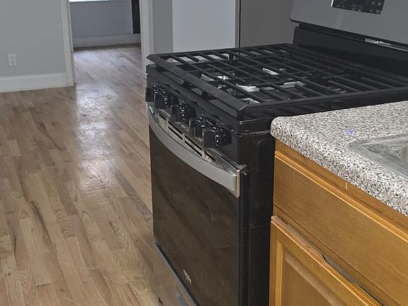 2nd image of 127 E 102nd St APT 12