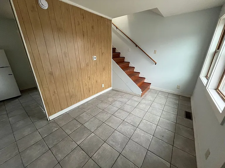 706 Erie St — Photo 4