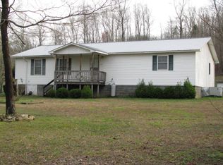 157 Charlie Ln, Waynesboro, TN 38485