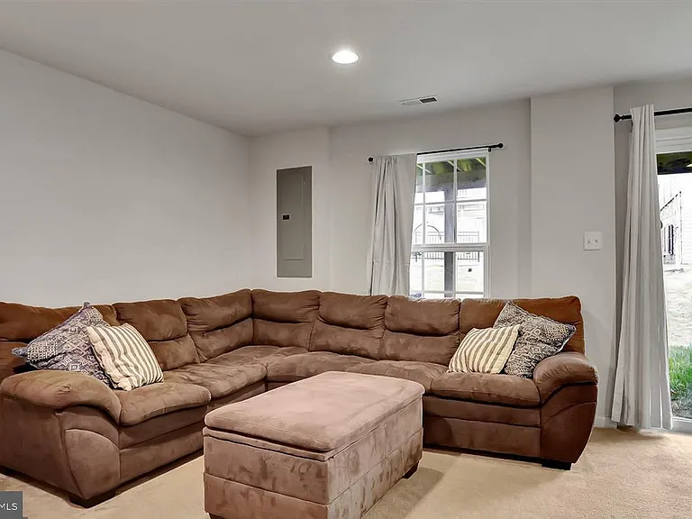 114 Chamomile Ct — Photo 16