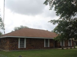 5861 Grand Caillou Rd, Houma, LA 70363