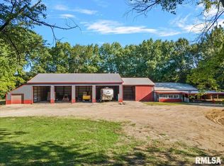 1850 S Camp Butler Rd, Springfield, IL 62707