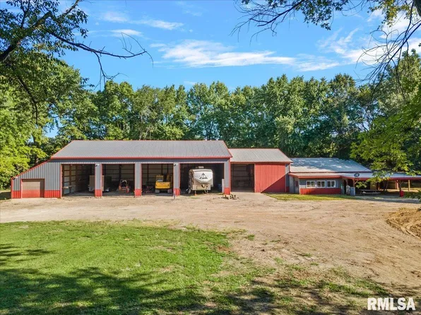 1850 S Camp Butler Rd, Springfield, IL 62707