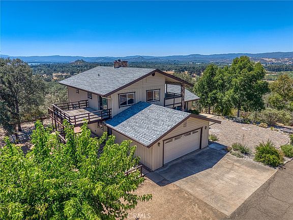 3rd image of 3774 Leal Dr