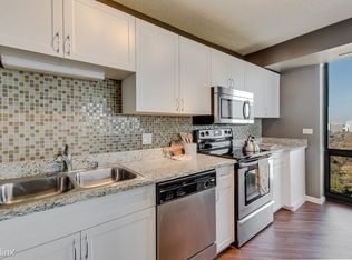 1700 N Wells St, Chicago, IL 60614