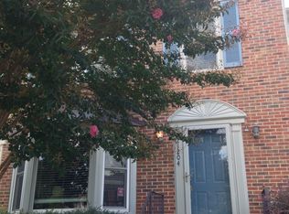 21204 Hedgerow Ter, Ashburn, VA 20147