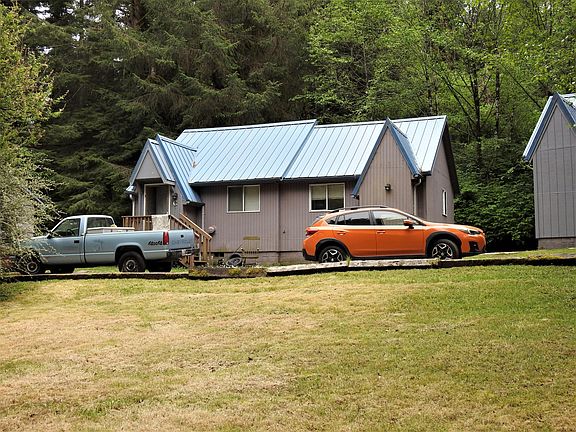 3rd image of 3592 Salmon River Hwy APT A