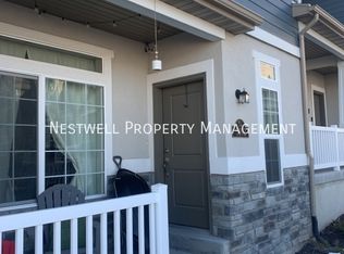 5692 W Red Ridge Ln, West Valley City, UT 84118