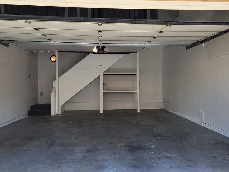 272 Augustine Way #B — Photo 12