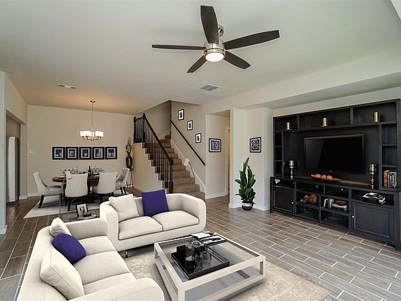 2nd image of 429 E Fair Harbor Ln