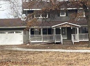 2630 E County Road 1300 N, Carthage, IL 62321