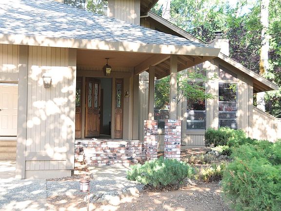 3rd image of 13730 Strawberry Cir