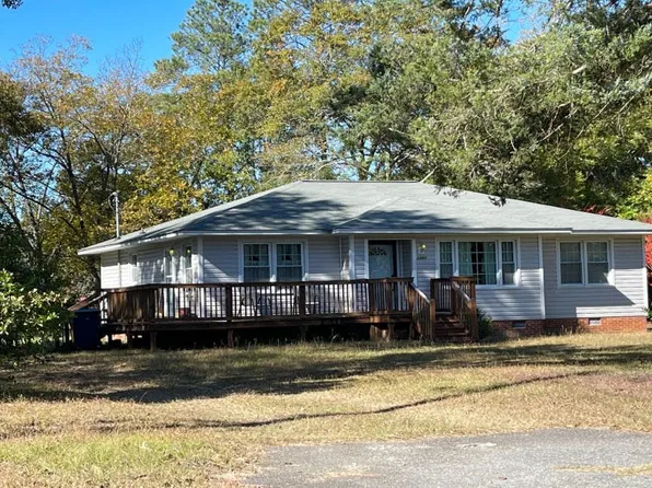 2401 Lakeview Dr, Florence, SC 29505