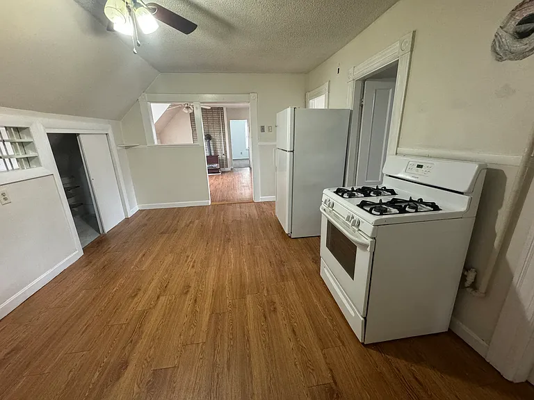 238 Conant St #3 — Photo 6