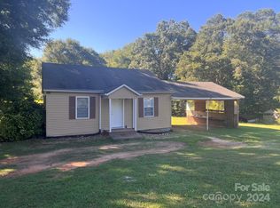 293 Estate Dr, Lincolnton, NC 28092