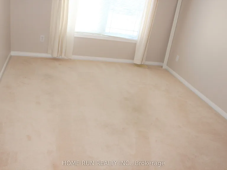 251 Meadowbreeze Dr — Photo 27