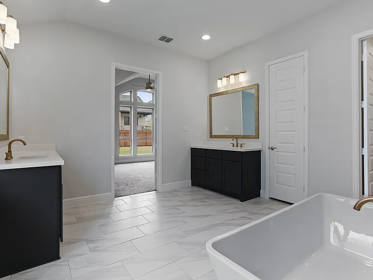 10016 Rebecca Pl — Photo 33