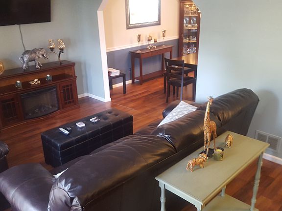 4th image of 714 Vivian Dr