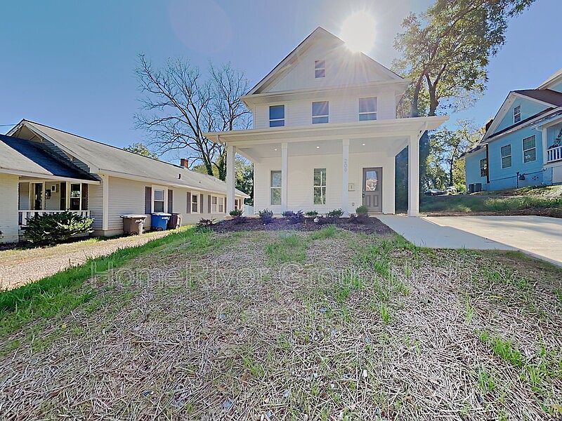 1st image of 209 Armfield St
