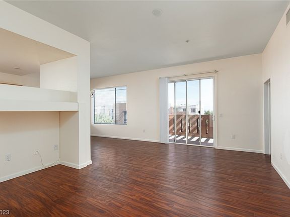 5th image of 43 Agate Ave Unit 509