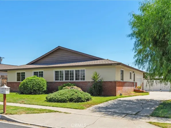 22263 De Berry St, Grand Terrace, CA 92313